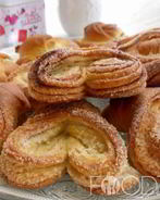 Дрожжевые булочки с сахаром