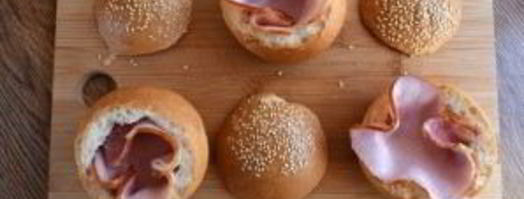 горячие булочки с яйцом и сыром. Шаг 3