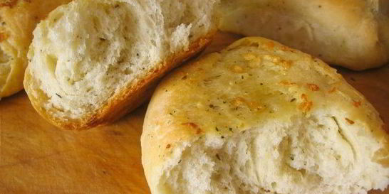 Мягкие чесночные булочки