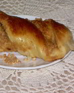 Ореховые булочки на молоке