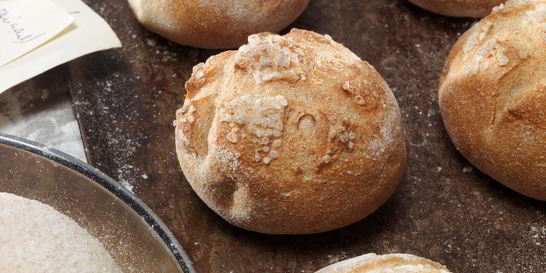 Пшенично-цельнозерновые булочки