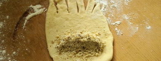 сдобные булочки с грецкими орешками. Шаг 3