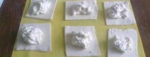 слоеные булочки с творогом. Шаг 2