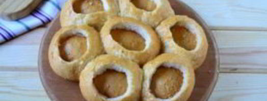 сырные булочки с яйцом и беконом. Шаг 2