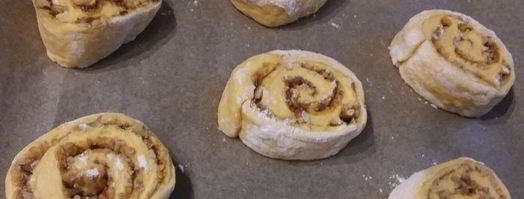 тыквенные булочки с ореховой начинкой. Шаг 13