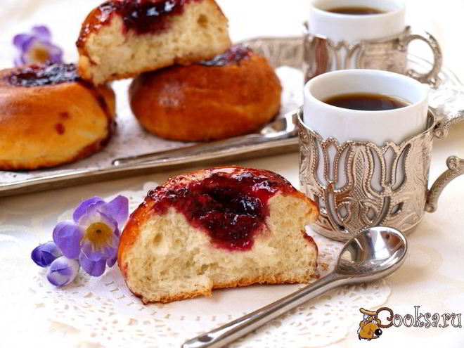 Рецепт ватрушек с джемом