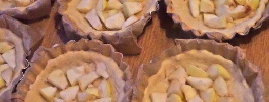 ватрушки с голубикой и яблоком. Шаг 10