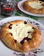 Ватрушки с сюрпризом