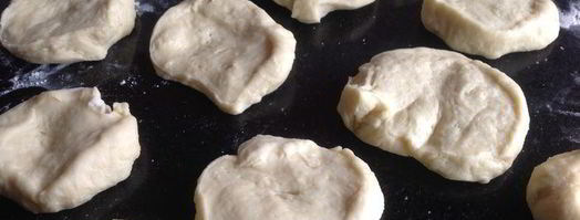 ватрушки с сюрпризом. Шаг 4