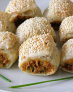 Закусочные булочки с курицей и чечевицей