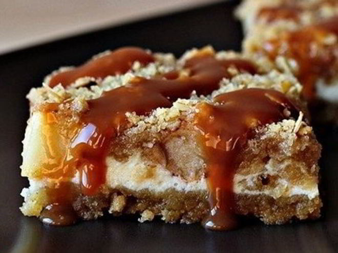 Рецепт чизкейка с хлопьями и яблоком