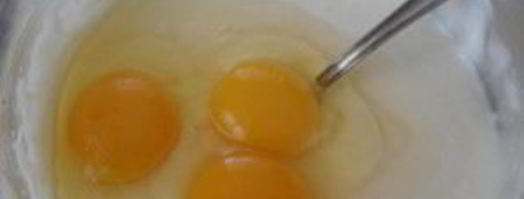 чизкейк с творогом и сгущенкой. Шаг 6