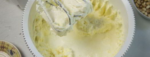 карамельный чизкейк без выпечки. Шаг 3