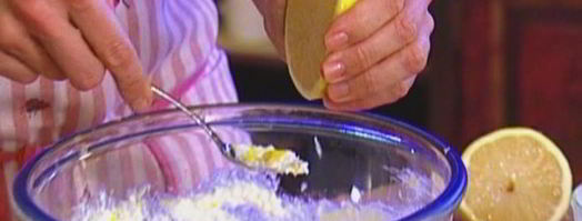 очень простой лимонный чизкейк с ягодами. Шаг 6