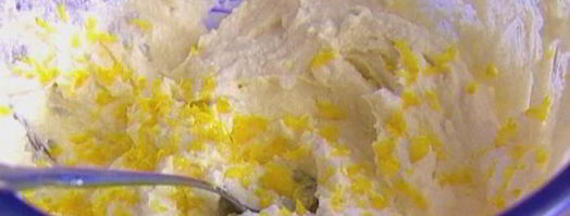 очень простой лимонный чизкейк с ягодами. Шаг 7