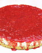 Ванильный чизкейк с малиновым соусом