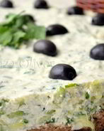 Закусочный чизкейк из брынзы и огурца