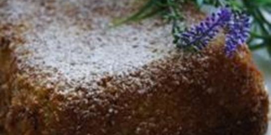 Анисовый кекс с изюмом и орехами