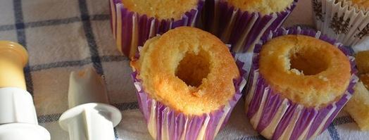 черничные капкейки с творожно-ягодным кремом. Шаг 4