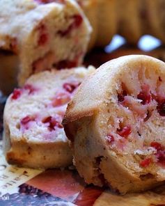 Кекс с брусникой и овсяными хлопьями