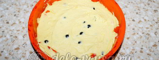 кекс с черной смородиной. Шаг 8