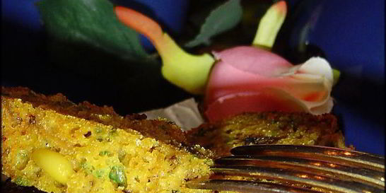 Кекс с грибами, сыром и кедровыми орешками