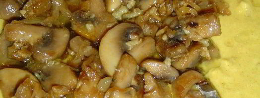 кекс с грибами, сыром и кедровыми орешками. Шаг 4