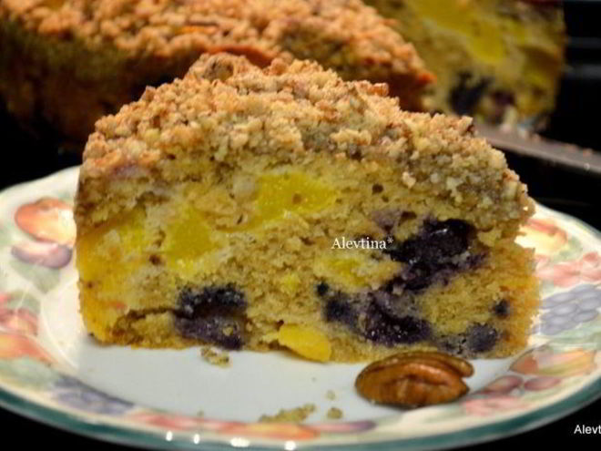 Рецепт кекса с персиками и голубикой