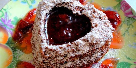 Кекс с яблоками и фундуком