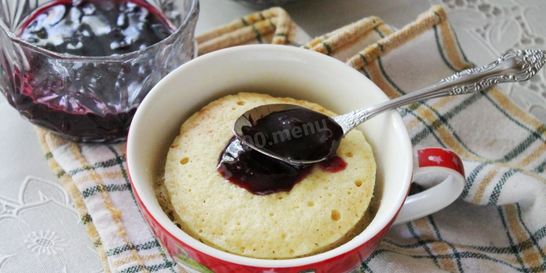 Кекс в кружке за минуту в микроволновке