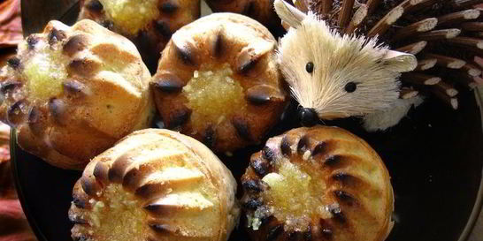 Кексы-ежи с лимонной подваркой