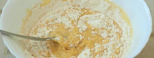 кексы с клубникой. Шаг 3