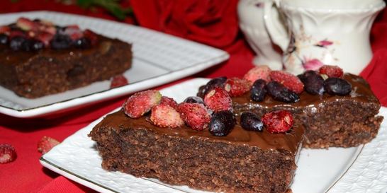 Манный кекс с кускусом и шоколадной крошкой