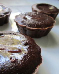 Шоколадный фондант с кардамоновым центром