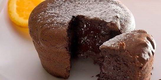 Шоколадные кексы с жидким центром