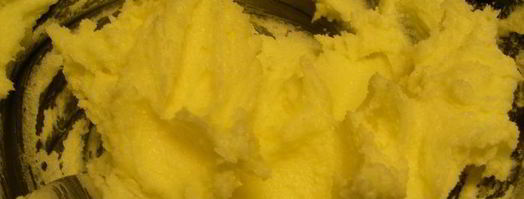 стамбульский кекс с грецкими орехами, изюмом и корицей. Шаг 3