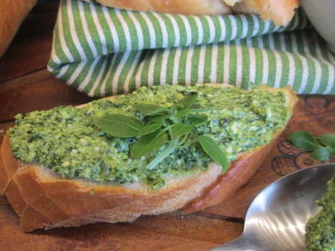 Рецепт багета с соусом песто