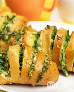 Батон с чесноком