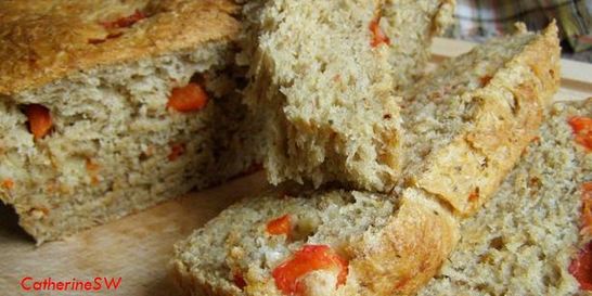 Гречневый хлеб с печеным перцем