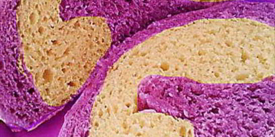 Хлеб из фиолетового картофеля