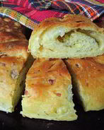 Хлеб из кабачка с сыром и зеленью