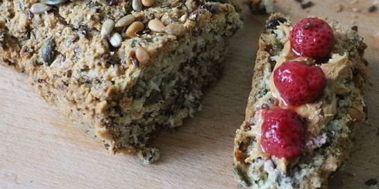 Хлеб из льняной и миндальной муки