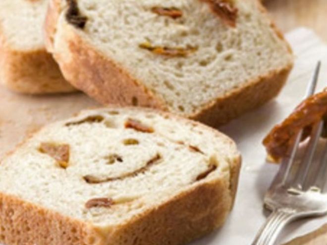 Рецепт хлеба с вялеными помидорами и белыми грибами