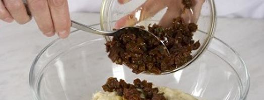 хлеб с вялеными помидорами и тимьяном. Шаг 3