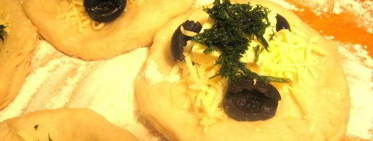 хлеб закусочный с оливками и сыром. Шаг 11