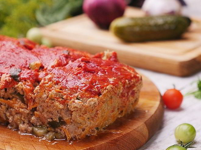 Рецепт мясного хлеба с огурцами