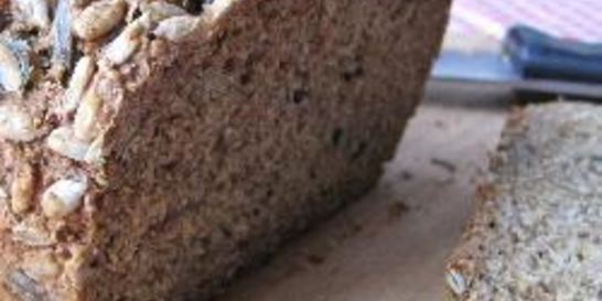 Простой домашний хлеб на кефире