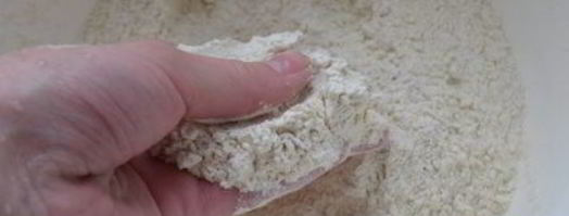 пшенично-ржаной хлеб с изюмом и орехами. Шаг 2