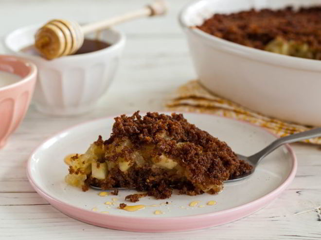 Рецепт пудинга из черного хлеба и яблок