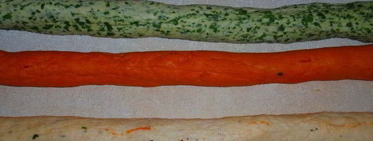 трехцветная хала. Шаг 3